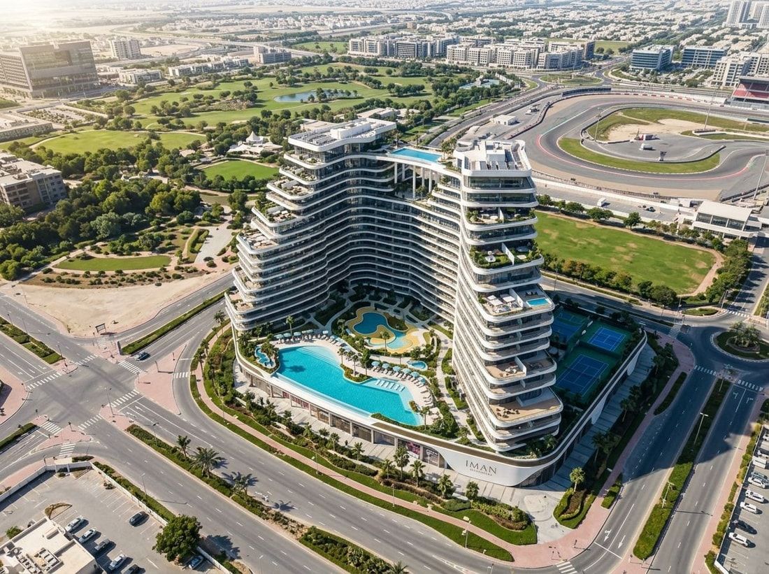 Lotniczy plan ikonicznej wieży 15 Cascade u bram Motor City